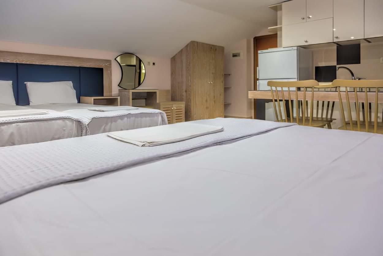 Le Monde Seaview Suites Nea Kallikrateia Exterior photo